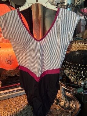 Striped vintage  V‑Neck One‑Piece with Magenta Trim